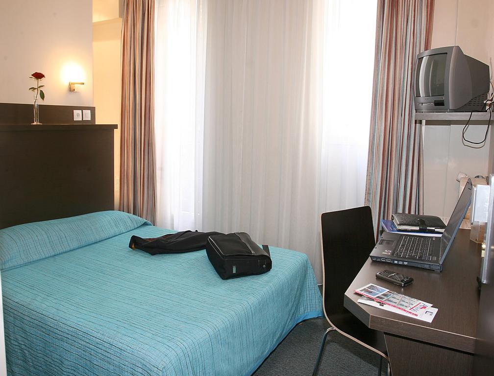 פריז Hotel Amarys Simart חדר תמונה